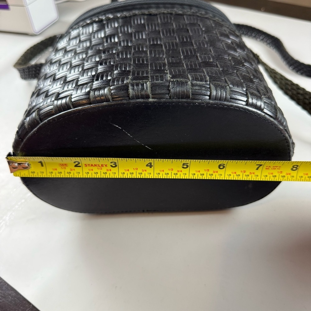 vtg 90s L.J.S Collection Woven Leather Small Crossbody Bag Black Basketweave - Picture 9 of 10